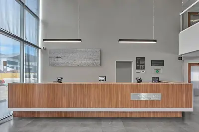 El vestíbulo o zona de recepción de City Express by Marriott Veracruz