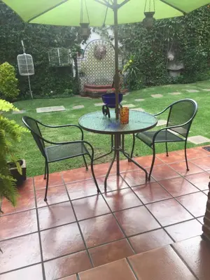 Jardín al aire libre en Maria Del Alma House