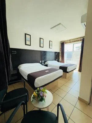 Plano de Hotel Stone