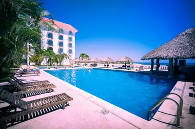 Piscina en o cerca de Hotel Caracol Plaza