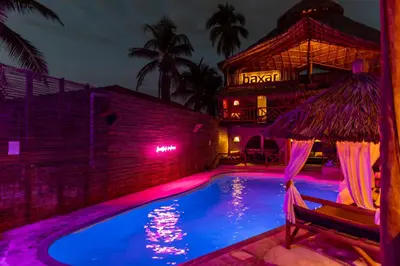 Piscina en o cerca de Baxar