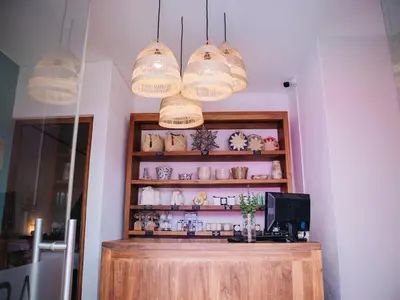 El salón o zona de bar de Hotel Boutique Casareyna