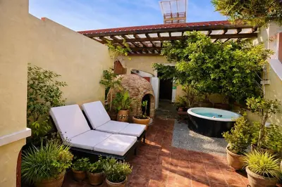 Jardín al aire libre en El Sueño Hotel & Spa