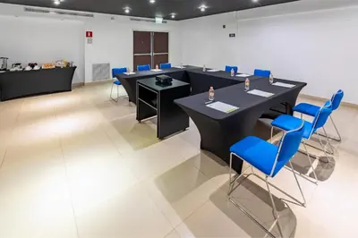 Zona business o sala de conferencias en City Express Junior by Marriott Veracruz Aeropuerto