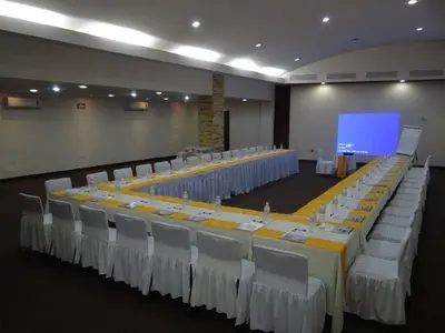 Zona business o sala de conferencias en Hotel Madan Cárdenas