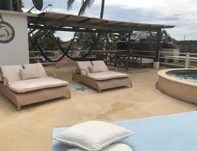 Zona de estar de Casa de las Olas Surf & Beach Club