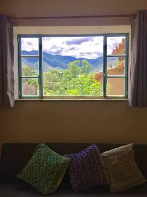 Vista general de una montaña o vista desde la casa o chalet