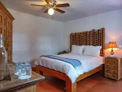 Cama o camas de una habitación en La Provence Restaurant & Hotel Boutique