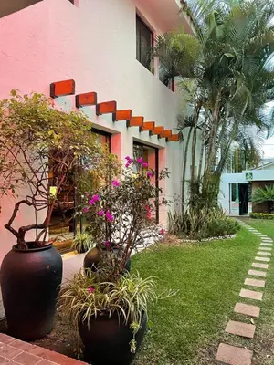 Jardín al aire libre en La Provence Restaurant & Hotel Boutique