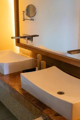 Un baño de Artisan Playa Esmeralda Family Beach Hotel