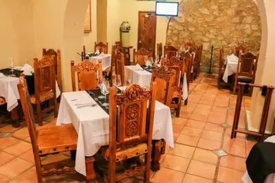 Un restaurante o sitio para comer en Hotel Agua Escondida