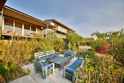 Jardín al aire libre en Utopia Casas Boutique
