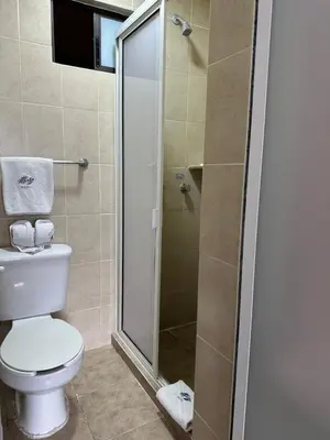 Un baño de Hotel Teresita