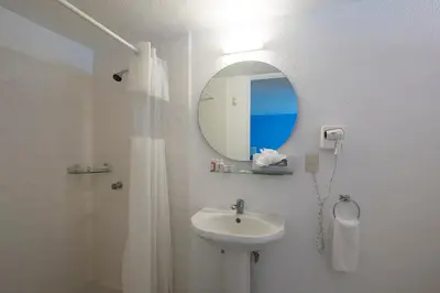 Un baño de Villa Bejar Tequesquitengo
