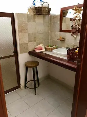 Un baño de La cabañita