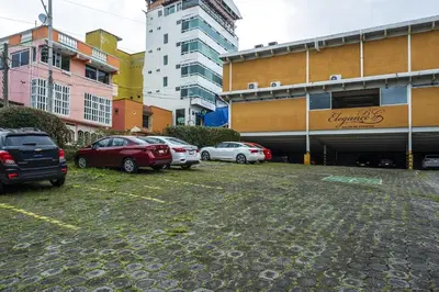 Edificio en el que se encuentra el hotel