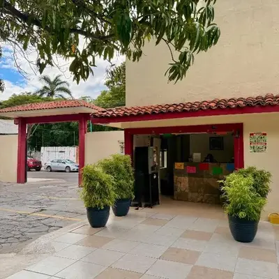 Hotel Uke Inn Terán