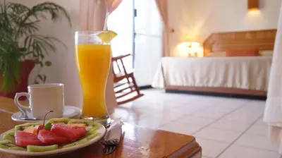 Comida en o cerca de este hotel