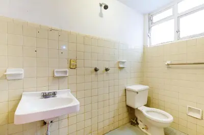 Un baño de OYO Hotel Emperador, Oaxaca
