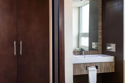Un baño de Comfort Inn Puebla Centro Hist rico