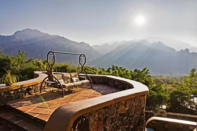 Vista general de una montaña o vista desde el hotel