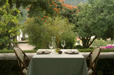 Jardín al aire libre en Posada del Tepozteco - Hotel & Gallery