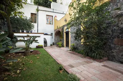 Jardín al aire libre en Los Camilos
