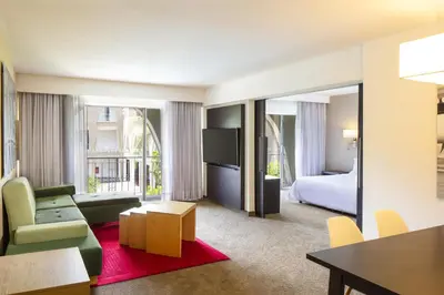 Zona de estar de Fiesta Inn Ciudad de México Aeropuerto