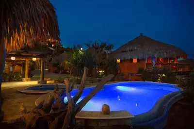 Piscina en o cerca de Cabañas Las 3 Marias