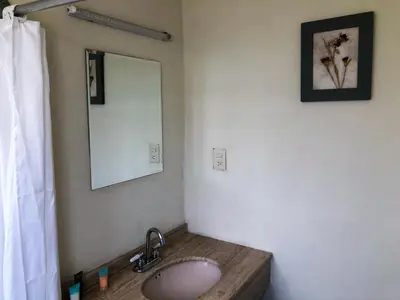 Un baño de AOHOM SANTUARIO HOTEL & SPA