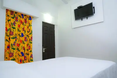 Una televisión o centro de entretenimiento en Hotel Acapulco