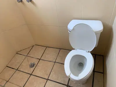 Un baño de Hotel Papagayo Veracruz