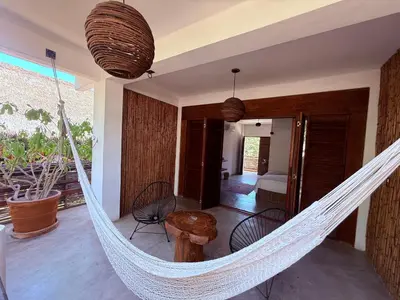 Un balcón o terraza de Bikini Beach House