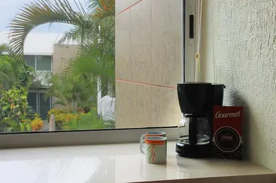 Utensilios para hacer té y café en Bon Jesus Hotel