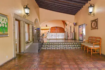 Zona de estar de Hotel Coral Cuernavaca