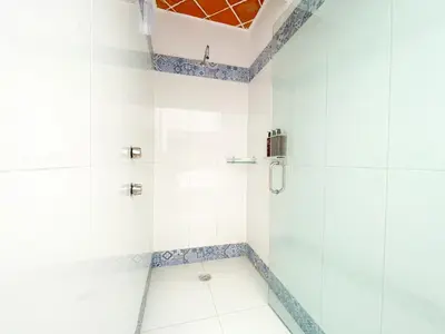 Un baño de Molino de los Reyes