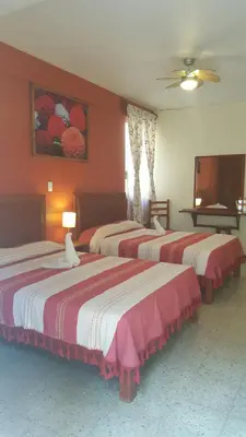 Cama o camas de una habitación en Hotel Florida Oaxaca