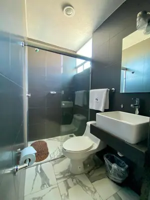 Un baño de Hotel Maria Sofia ViaCapu