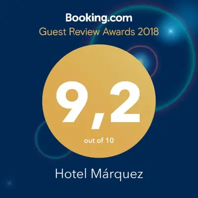 Certificado, premio, señal o documento que está expuesto en Hotel Márquez