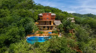 Piscina en o cerca de Casa Biulú