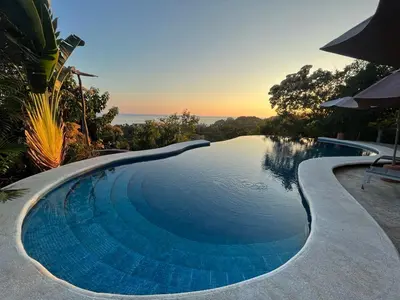 Piscina en o cerca de Casa Biulú