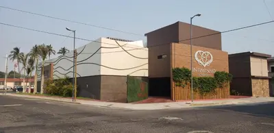 Edificio en el que se encuentra el love hotel
