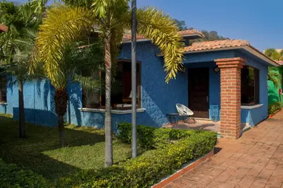Jardín al aire libre en Camino Mexicano Hotel & Resort