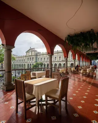 Un restaurante o sitio para comer en Hotel Boutique Casa Zevallos