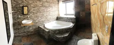 Un baño de HOTEL LOS PINOS CENTRO
