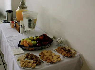 Comida en o cerca de este hotel