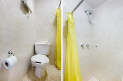 Un baño de Hotel Villa Hermosa