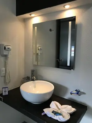 Un baño de Hotel Ros Gaud