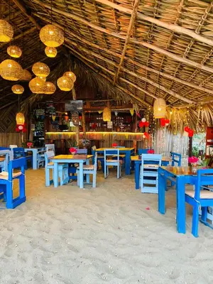 Un restaurante o sitio para comer en Entremares