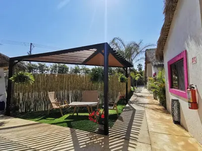 Jardín al aire libre en Casa Flores Hotel & Spa